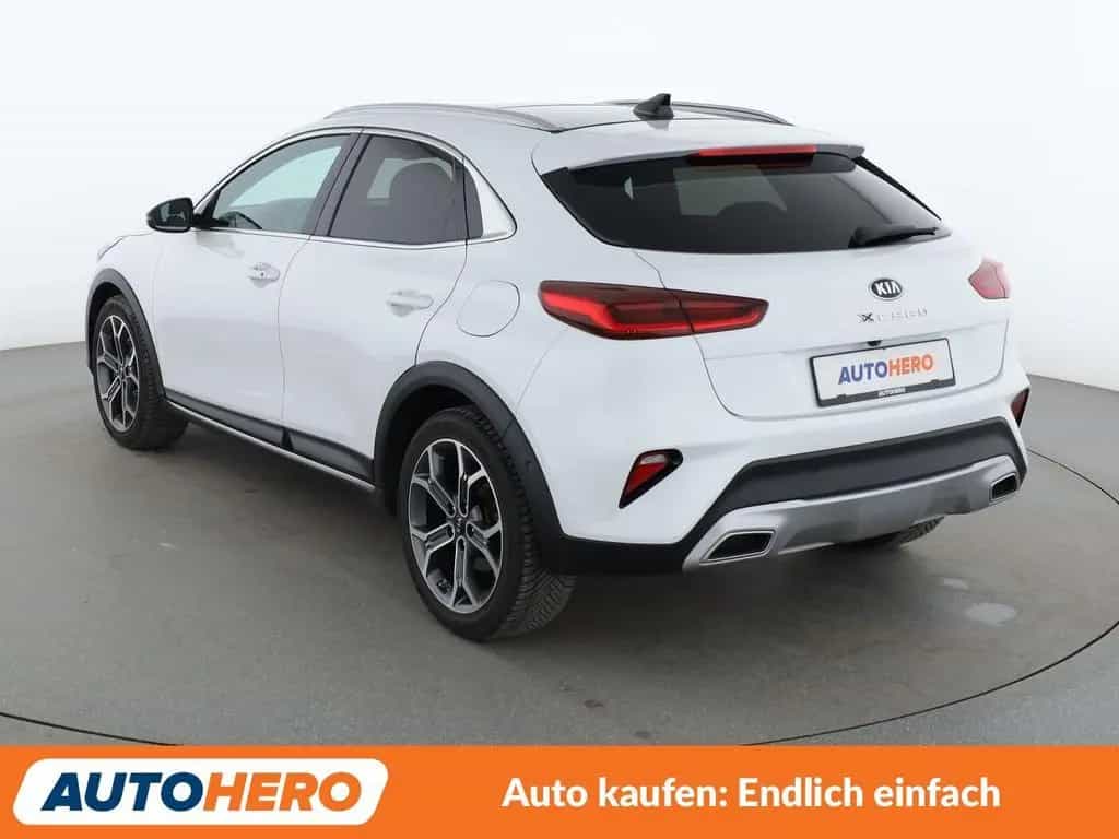 Kia XCeed 1.6 TGDI Platinum Edition Aut*NAVI*LED*ACC 06/2021-photo-3