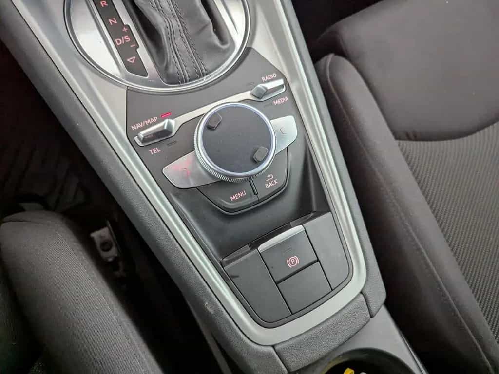 Audi TT 45 2.0 TFSI Coupe (EURO 6d) XENON+NAVI+SHZ+VC 01/2021-photo-19