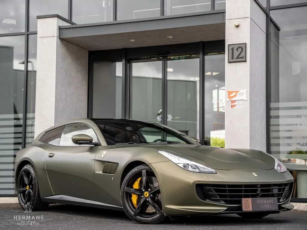 Ferrari GTC4Lusso T 3.9 V8 / Warranty / Passenger Displa 11/2020-photo-0