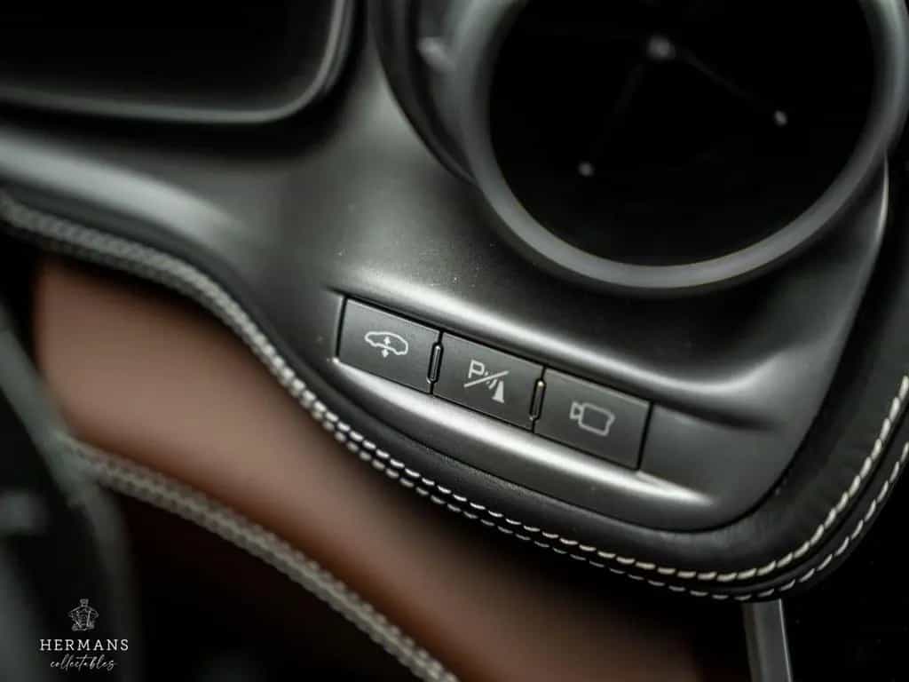 Ferrari GTC4Lusso T 3.9 V8 / Warranty / Passenger Displa 11/2020-photo-21