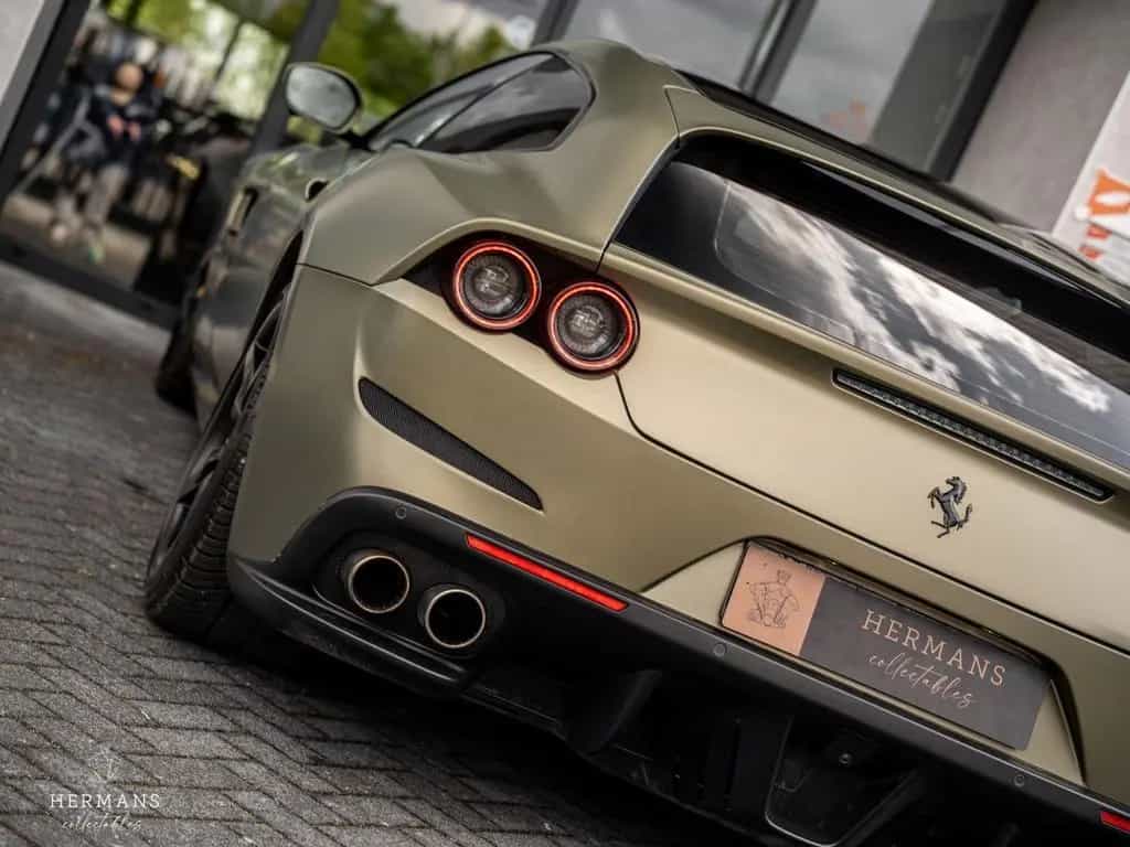 Ferrari GTC4Lusso T 3.9 V8 / Warranty / Passenger Displa 11/2020-photo-9