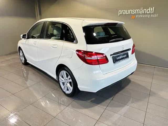 Mercedes-Benz B 180 7G-DCT  Sound/CD/SHZ/Garmin/AHK/Tempo/LED 06/2018-photo-1