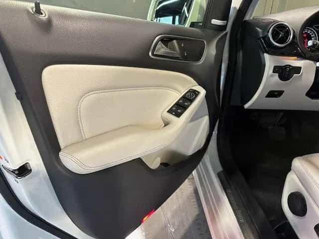 Mercedes-Benz B 180 7G-DCT  Sound/CD/SHZ/Garmin/AHK/Tempo/LED 06/2018-photo-11