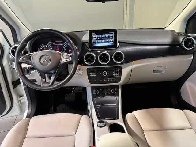 Mercedes-Benz B 180 7G-DCT  Sound/CD/SHZ/Garmin/AHK/Tempo/LED 06/2018-photo-4