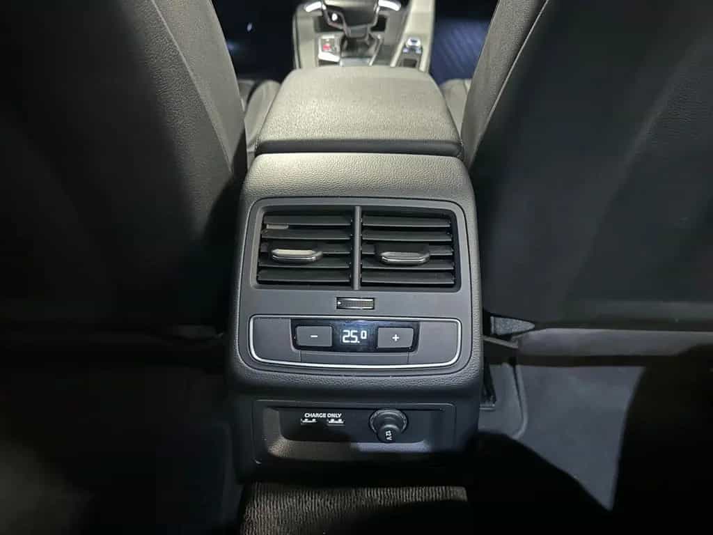 Audi A4 Avant 40 TDI quattro S-Line*LEDER*KAMERA*TOUR 01/2023-photo-28