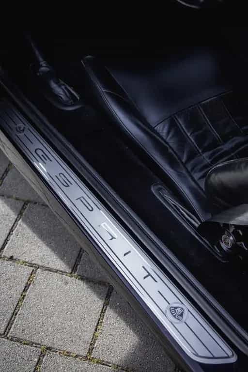 Lotus Esprit V8 *The only on Deeppurpel for Europe * 09/1996-photo-22