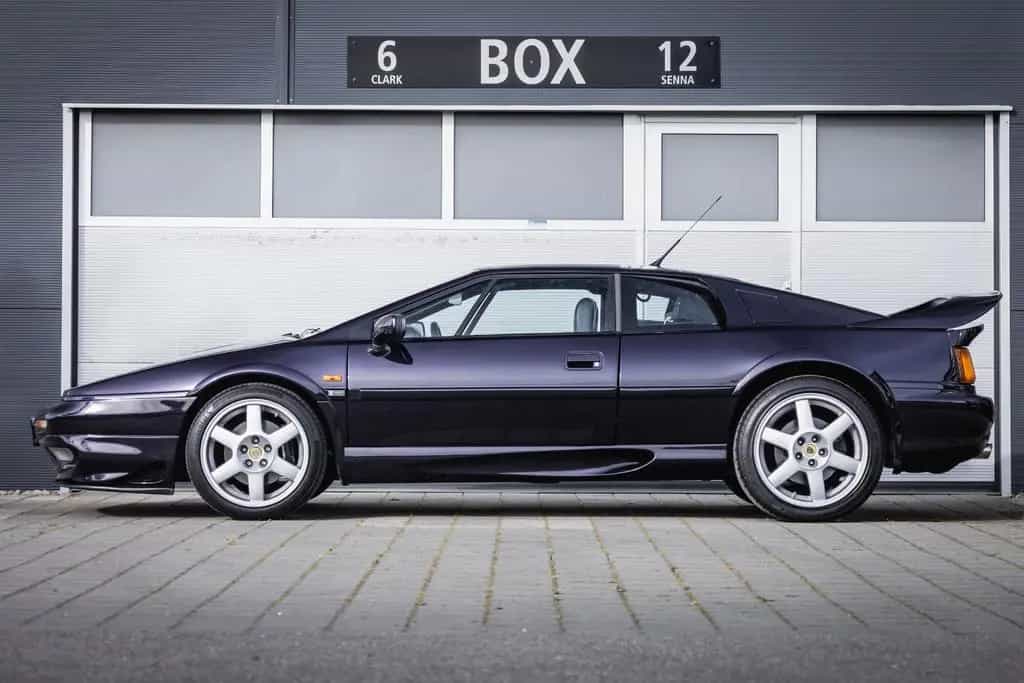 Lotus Esprit V8 *The only on Deeppurpel for Europe * 09/1996-photo-4