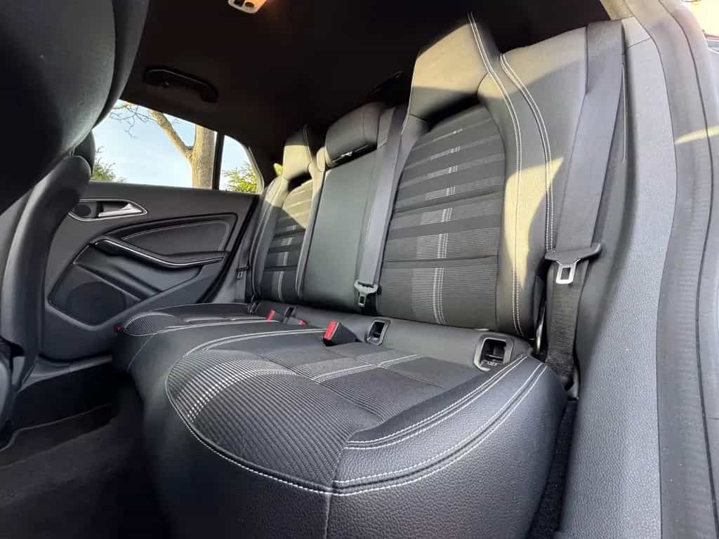 Mercedes-Benz CLA 180 Shooting Brake |Panorama|LED|Navi|Xenon! 03/2017-photo-12