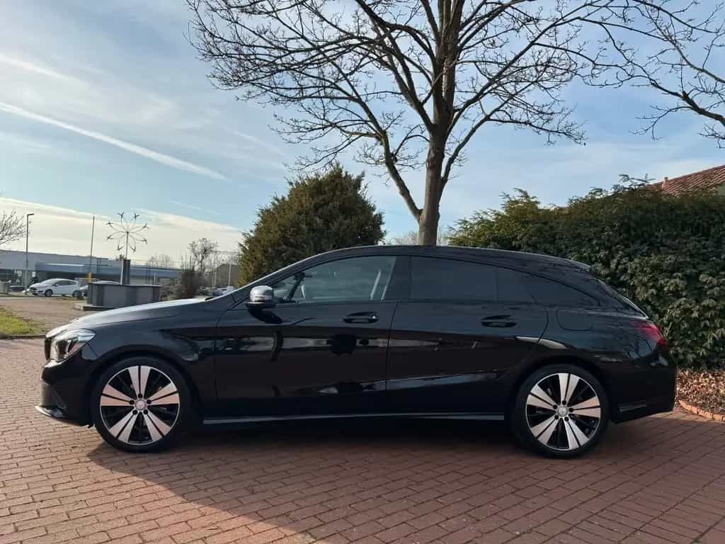 Mercedes-Benz CLA 180 Shooting Brake |Panorama|LED|Navi|Xenon! 03/2017-photo-2