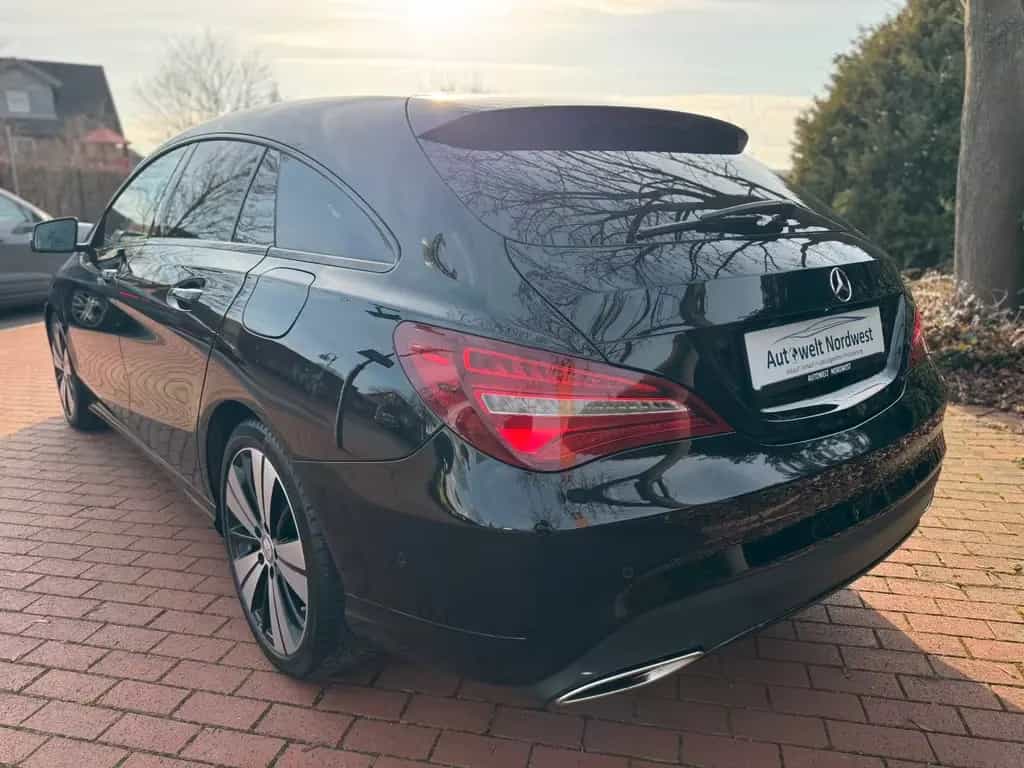 Mercedes-Benz CLA 180 Shooting Brake |Panorama|LED|Navi|Xenon! 03/2017-photo-3