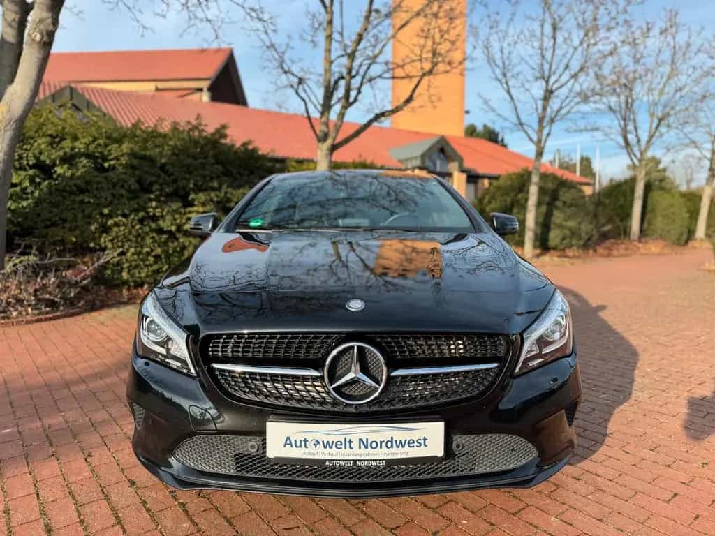 Mercedes-Benz CLA 180 Shooting Brake |Panorama|LED|Navi|Xenon! 03/2017-photo-9