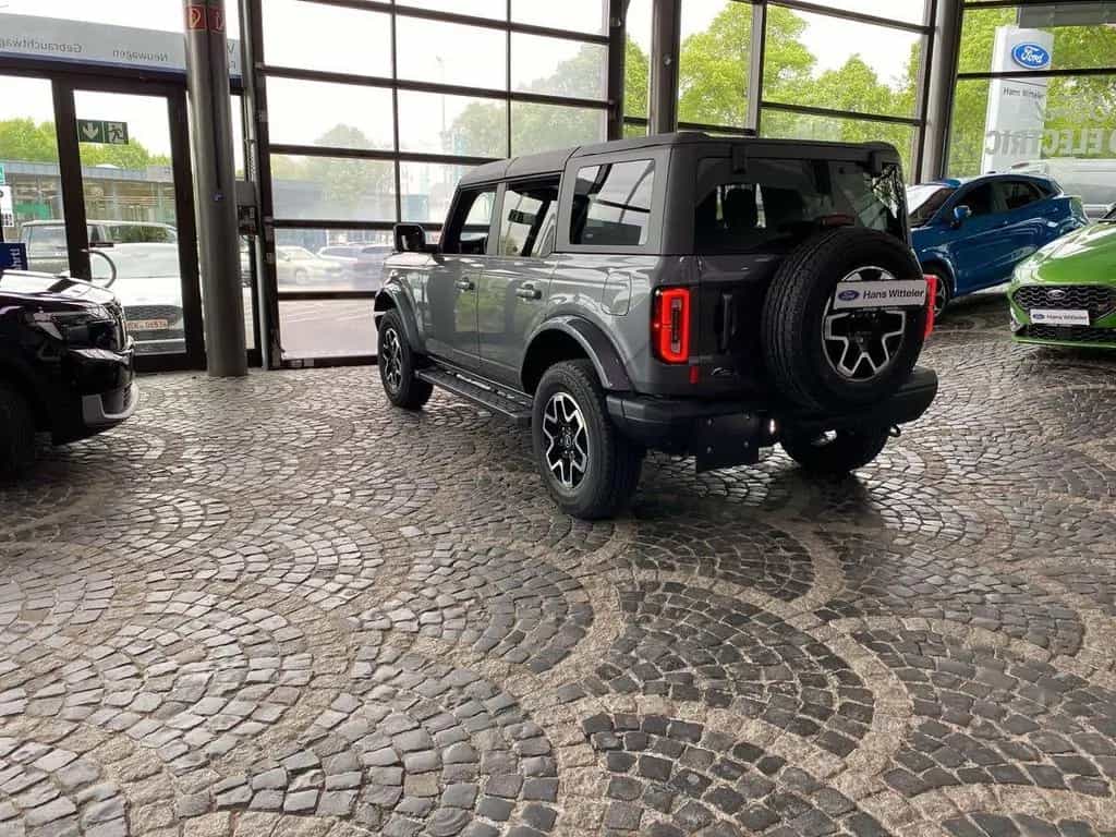 Ford Bronco Outer Banks 4x4 2.7L /LED/RFK/Winterpaket 03/2026-photo-10