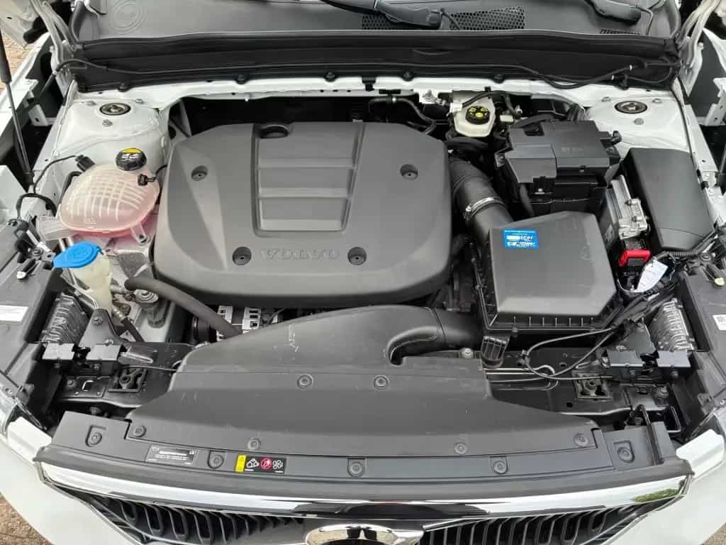 Volvo XC40 T3 Kamera+CarPlay+NAVI+DAB 07/2021-photo-3