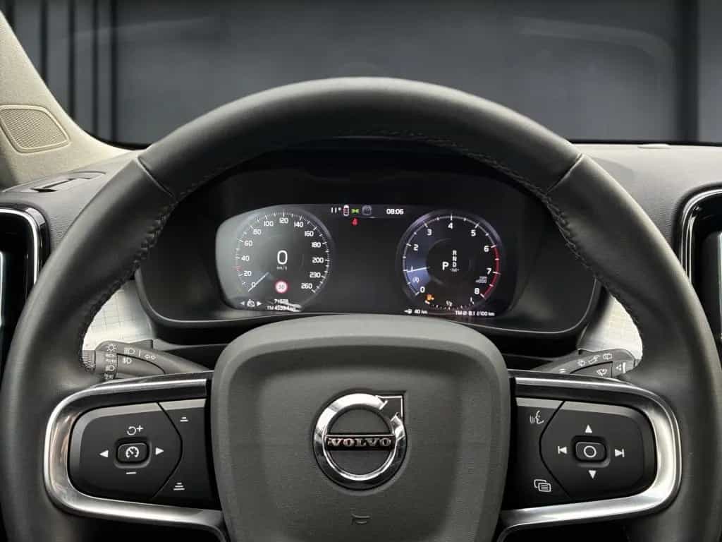Volvo XC40 T3 Kamera+CarPlay+NAVI+DAB 07/2021-photo-6