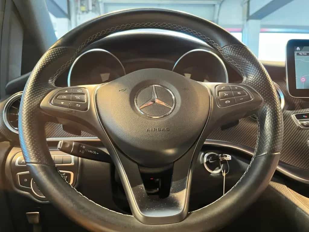 Mercedes-Benz V 300 d Aut. AVANTG. ED. kompakt AMG 06/2021-photo-11