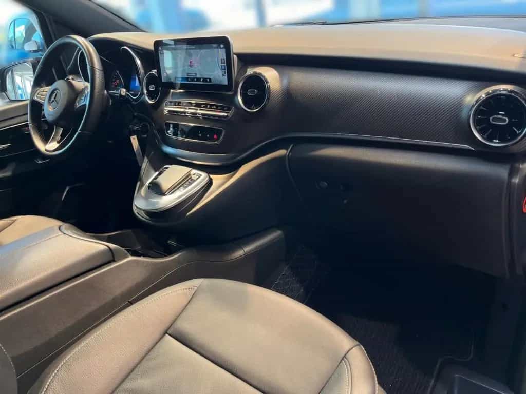 Mercedes-Benz V 300 d Aut. AVANTG. ED. kompakt AMG 06/2021-photo-13