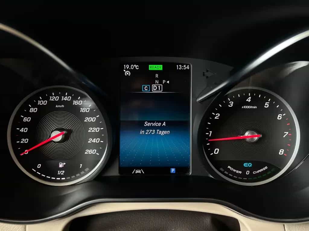 Mercedes-Benz GLC 200 AMG COUPE *LED*360°*BURM*VZE*MULTIB*1HD* 01/2020-photo-12