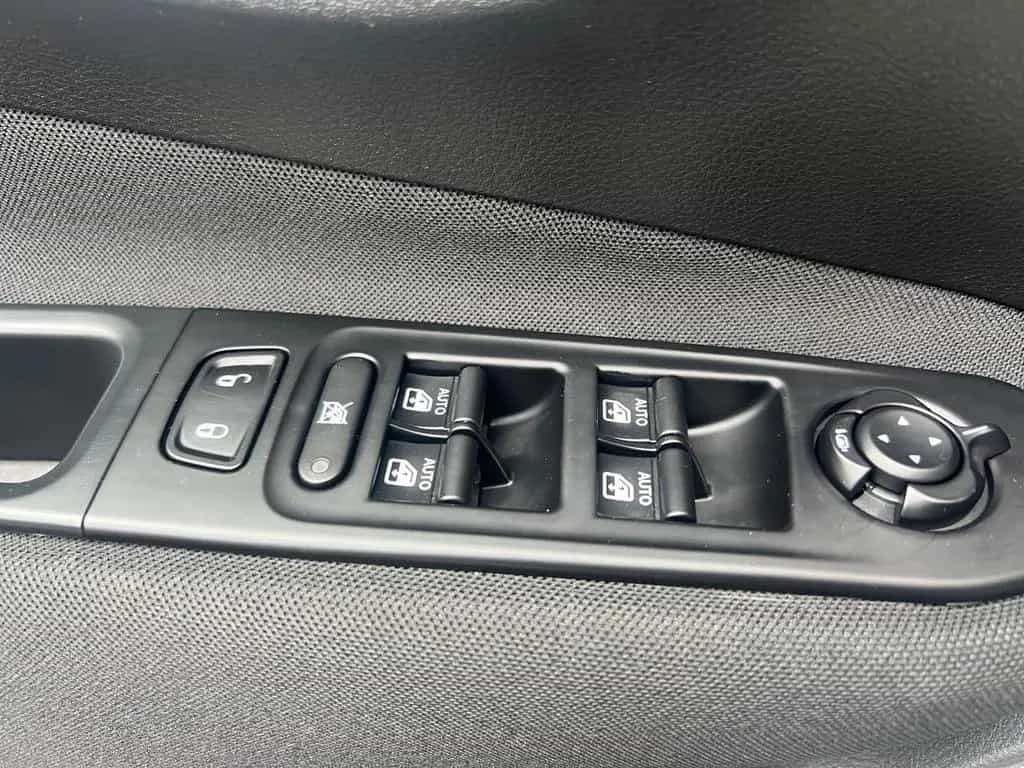 Jeep Renegade Longitude FWD *Pano*Kamera*Tempomat 02/2019-photo-20
