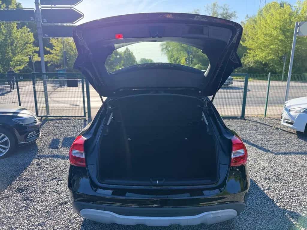 Mercedes-Benz GLA 200 GLA+NAVI+KAMREA+TEMPO+KLIMA 07/2019-photo-12