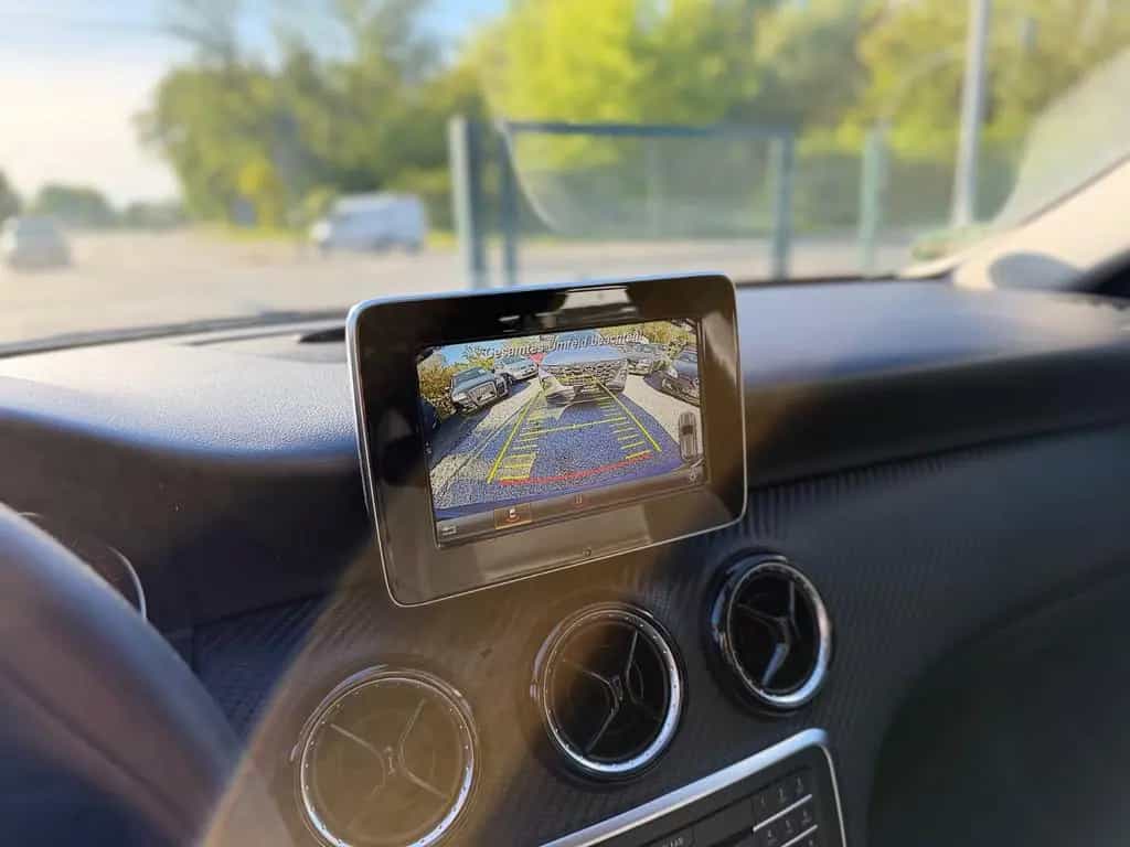 Mercedes-Benz GLA 200 GLA+NAVI+KAMREA+TEMPO+KLIMA 07/2019-photo-17