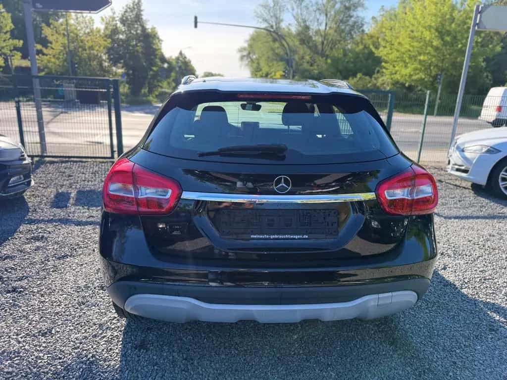 Mercedes-Benz GLA 200 GLA+NAVI+KAMREA+TEMPO+KLIMA 07/2019-photo-5