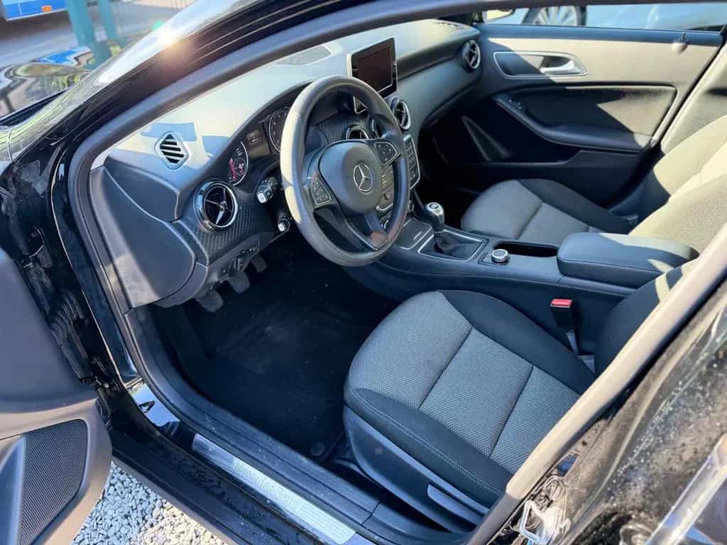 Mercedes-Benz GLA 200 GLA+NAVI+KAMREA+TEMPO+KLIMA 07/2019-photo-8