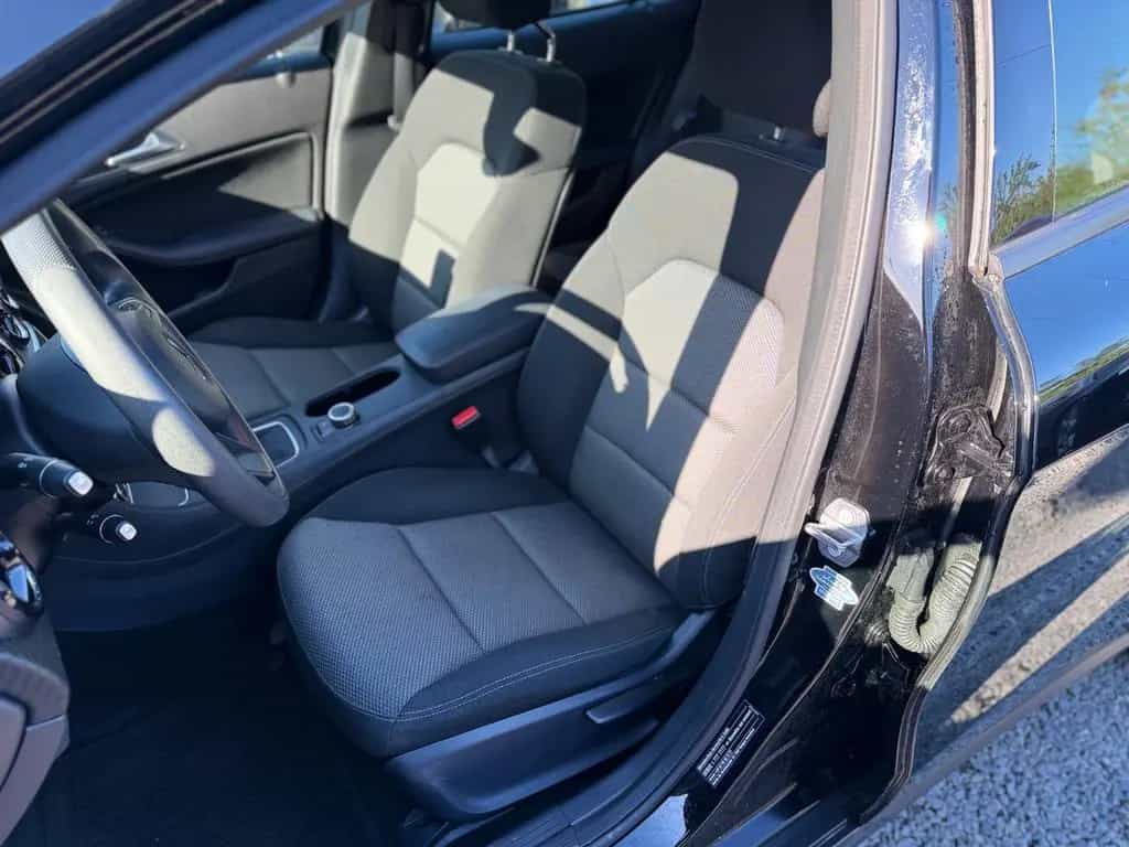 Mercedes-Benz GLA 200 GLA+NAVI+KAMREA+TEMPO+KLIMA 07/2019-photo-9