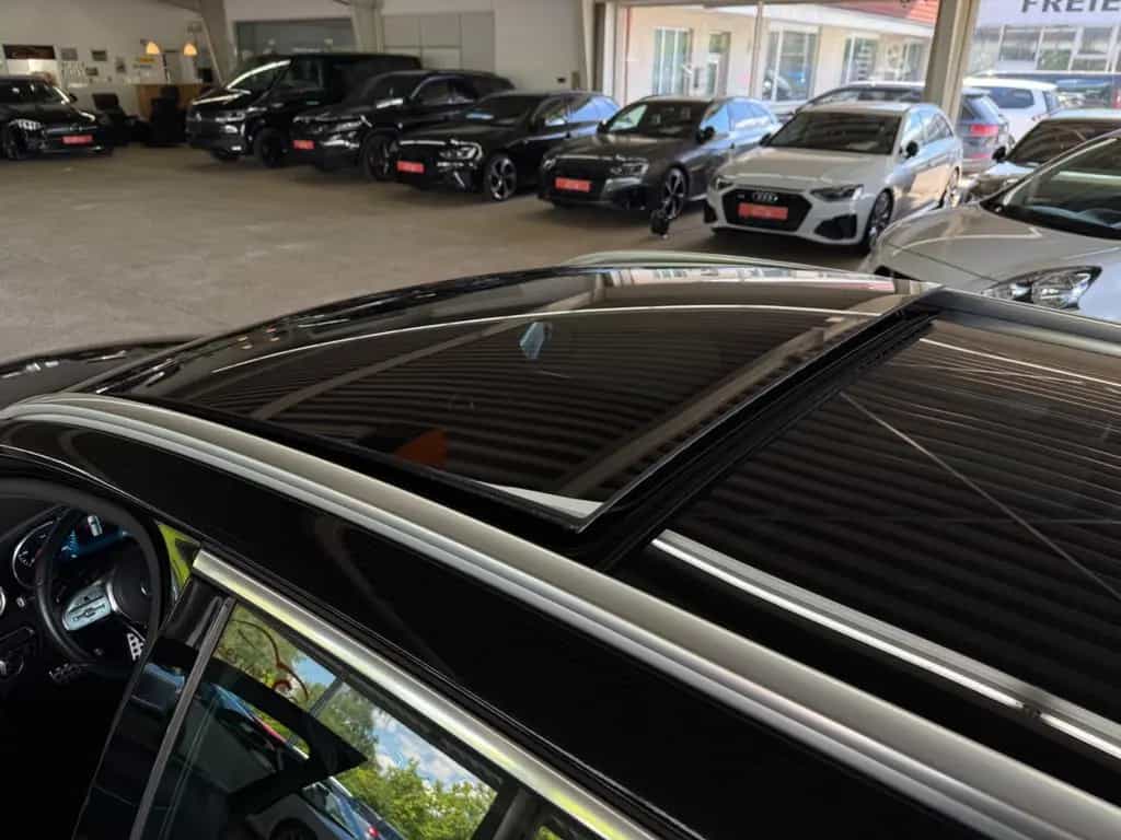 Mercedes-Benz C 200 T AMG-Line *PAN*WCockpit*SHZ*LED*NAV*AHK* 01/2019-photo-5