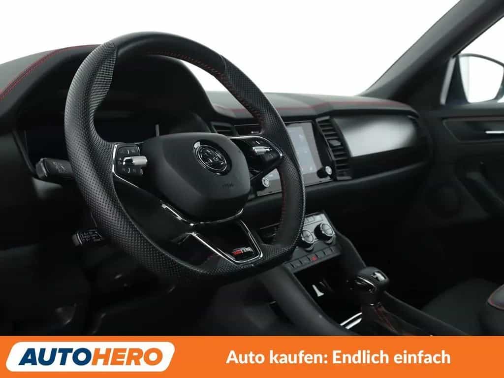 Skoda Kodiaq 2.0 TSI RS 4x4 Aut.*NAV*ACC*CAM*PDC*AHK* 07/2023-photo-10