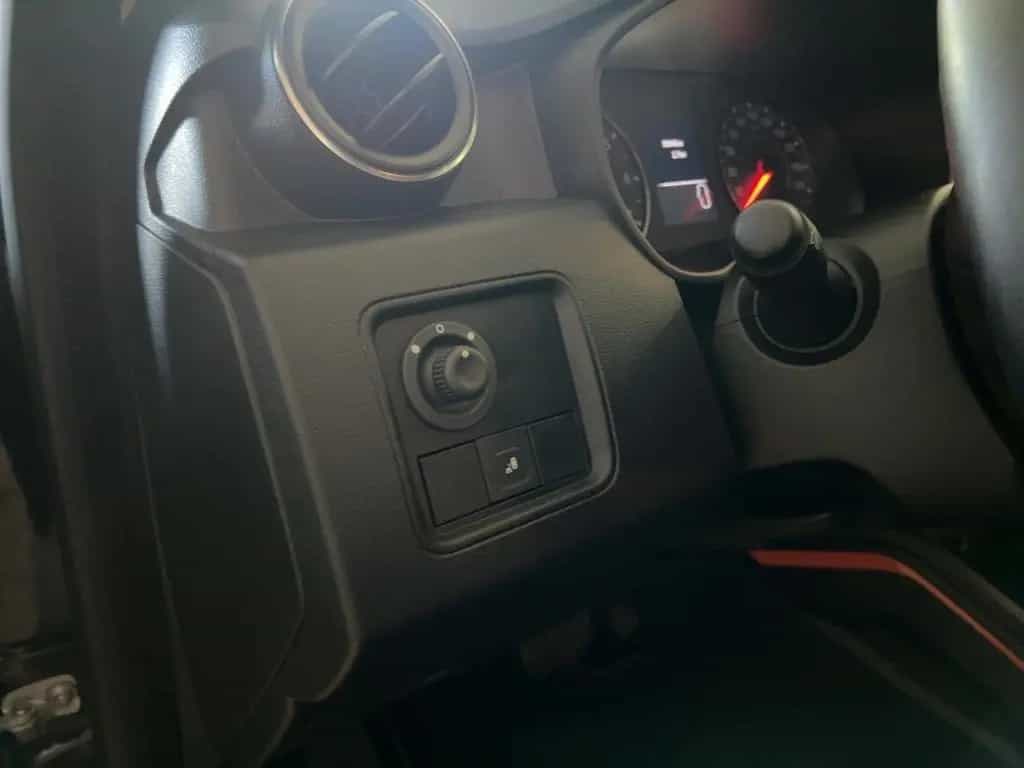 Dacia Duster Extreme TCe 150 EDC 2WD SHZ BT 05/2022-photo-12