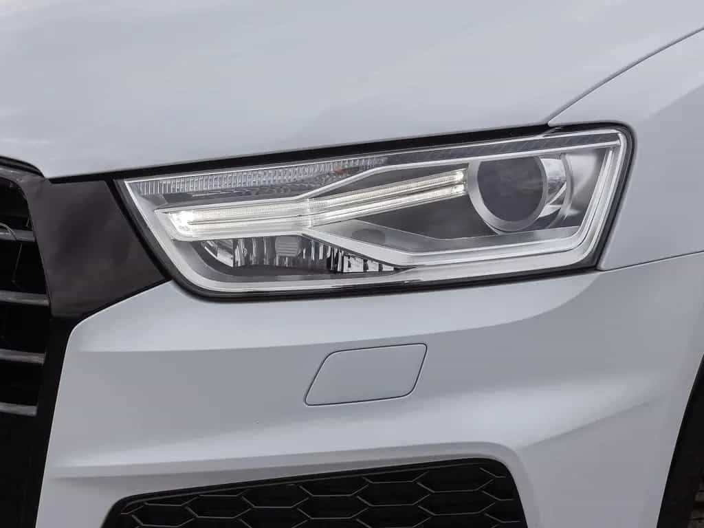 Audi Q3 S line 1.4TFSI Navi Xenon EPH Sitzhzg 07/2017-photo-10