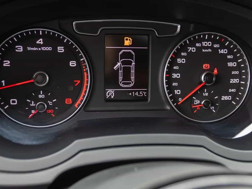 Audi Q3 S line 1.4TFSI Navi Xenon EPH Sitzhzg 07/2017-photo-17