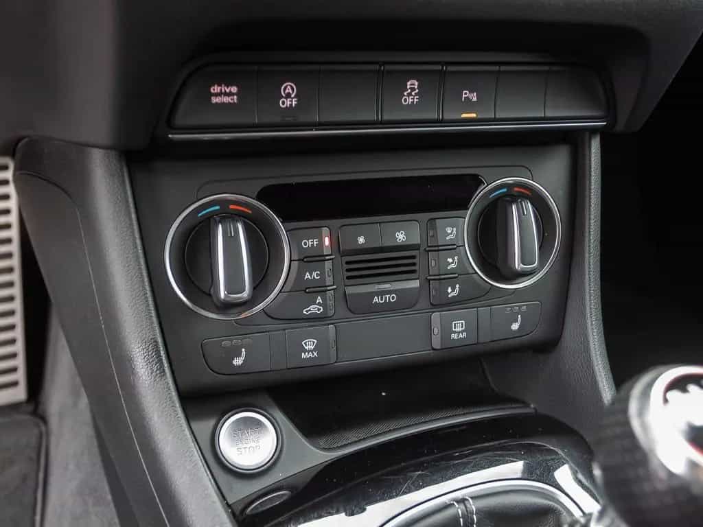 Audi Q3 S line 1.4TFSI Navi Xenon EPH Sitzhzg 07/2017-photo-19
