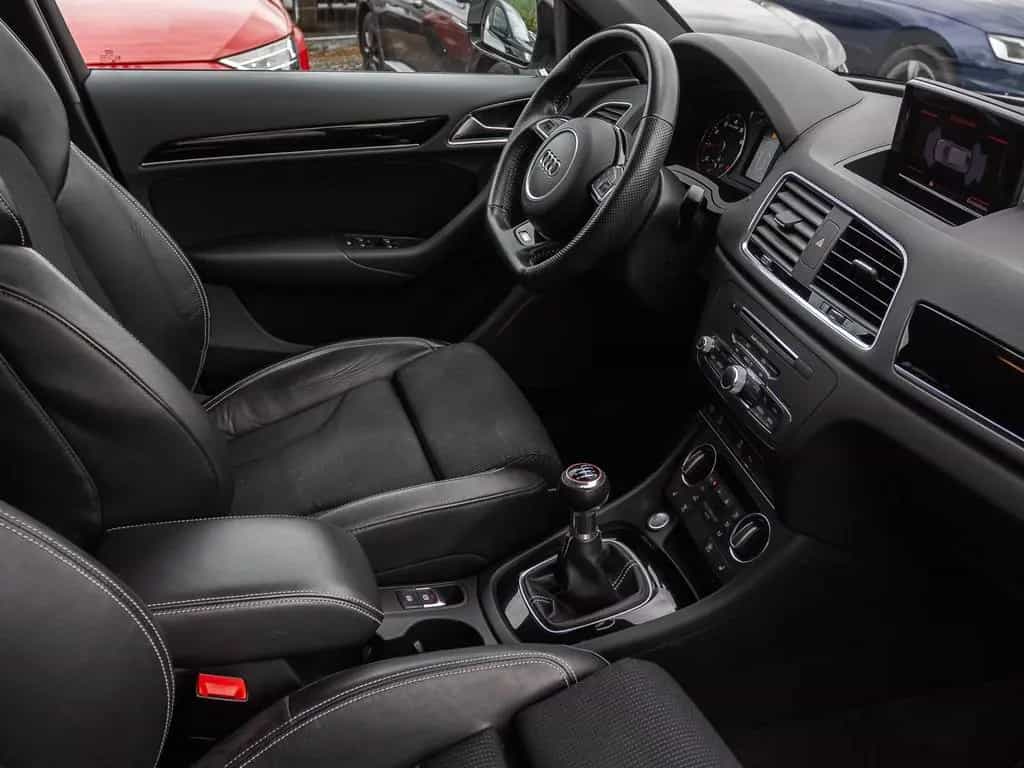 Audi Q3 S line 1.4TFSI Navi Xenon EPH Sitzhzg 07/2017-photo-28