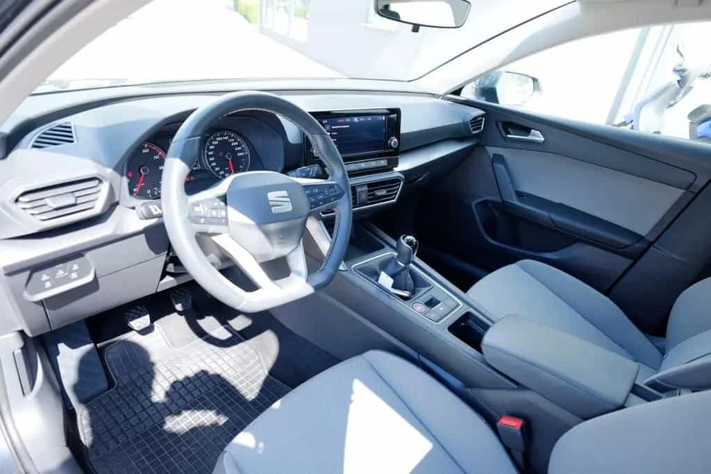 Seat Leon 1.0TSI Style Kamera/LED/AppC/ACC/Nebel 05/2024-photo-12