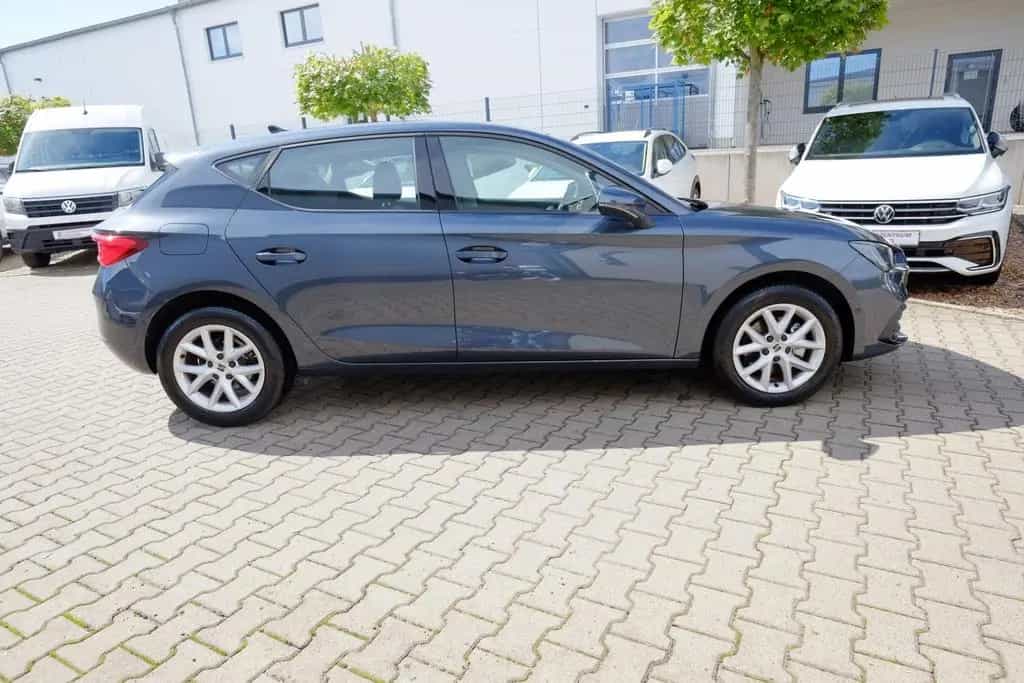 Seat Leon 1.0TSI Style Kamera/LED/AppC/ACC/Nebel 05/2024-photo-4