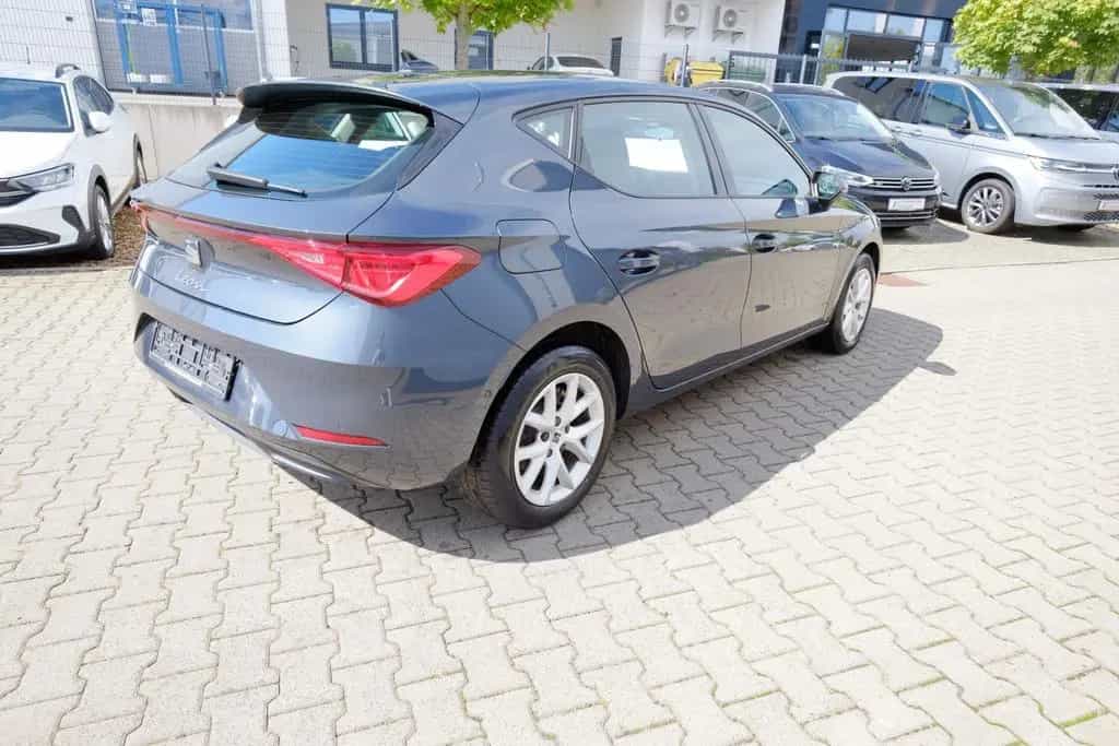 Seat Leon 1.0TSI Style Kamera/LED/AppC/ACC/Nebel 05/2024-photo-5