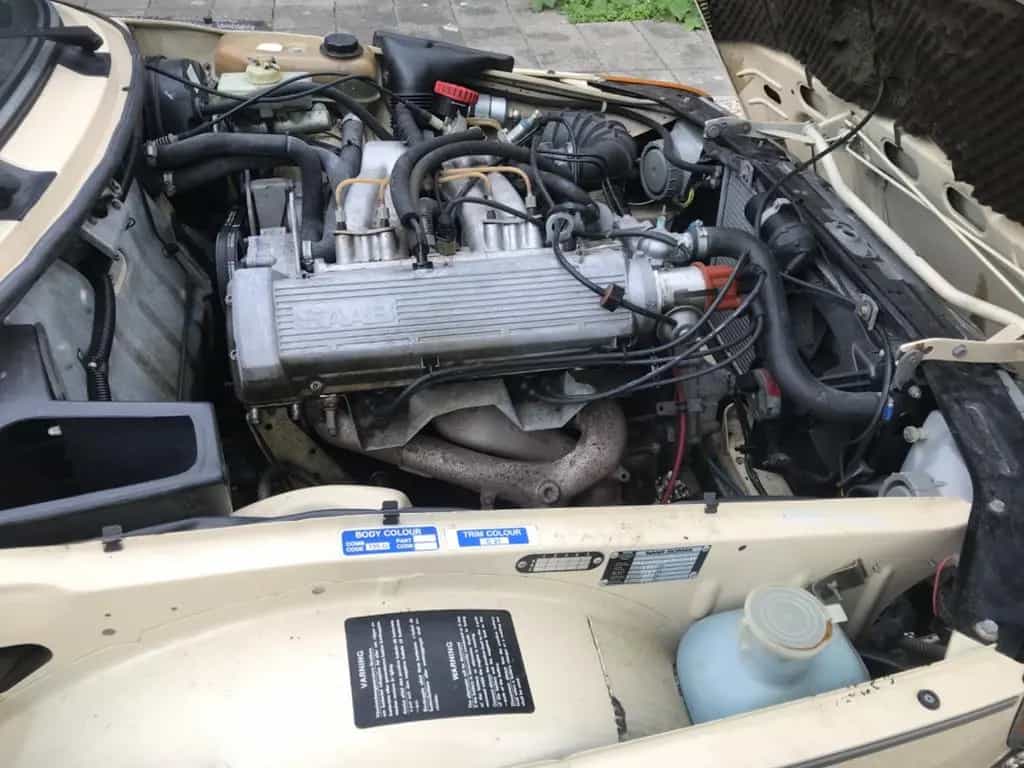 Saab 900 i 06/1985-photo-8