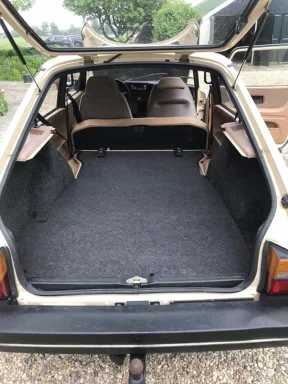 Saab 900 i 06/1985-photo-9