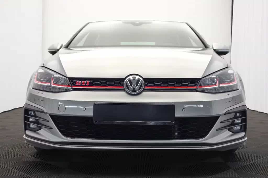 Volkswagen Golf VII Lim. GTI Performance *Luxusausführung* 01/2019-photo-1