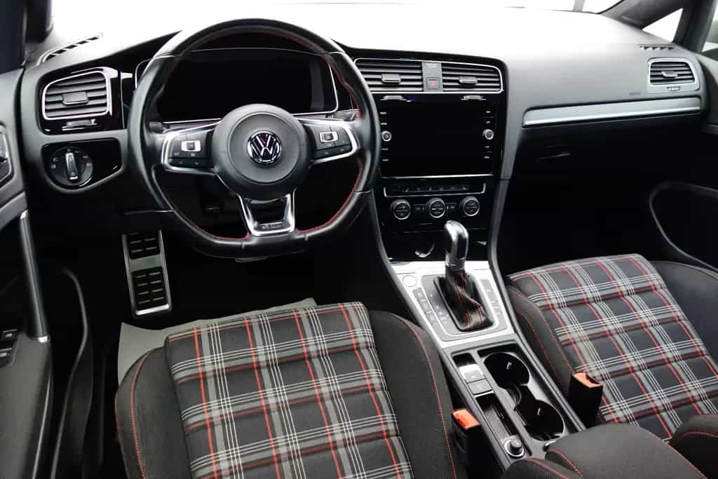 Volkswagen Golf VII Lim. GTI Performance *Luxusausführung* 01/2019-photo-14