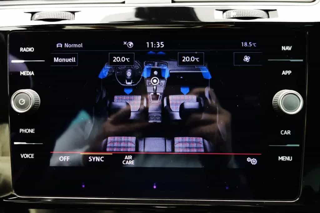 Volkswagen Golf VII Lim. GTI Performance *Luxusausführung* 01/2019-photo-36