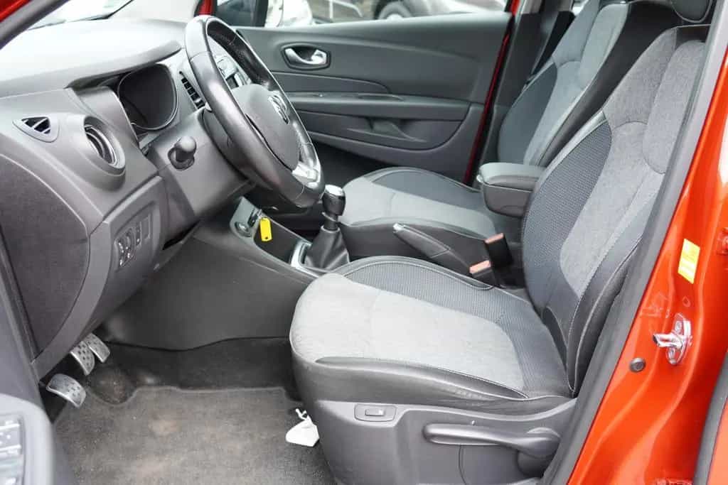 Renault Captur Crossborder MIT 3 JAHREN GARANTIE !!! 07/2018-photo-21