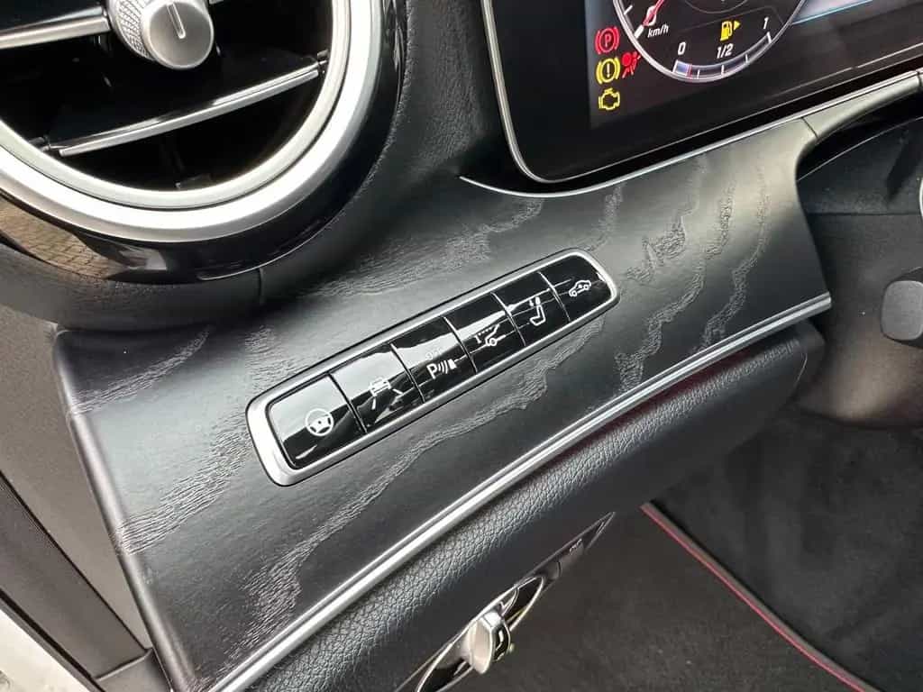 Mercedes-Benz E 43 AMG T 4M Distr HUD Pano 360° Sitzbelüf AHK 08/2017-photo-30