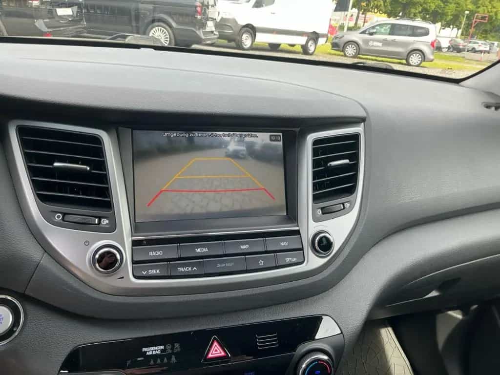 Hyundai TUCSON 1.6 Premium 4WD Premium*LED*Kamera* 05/2018-photo-10