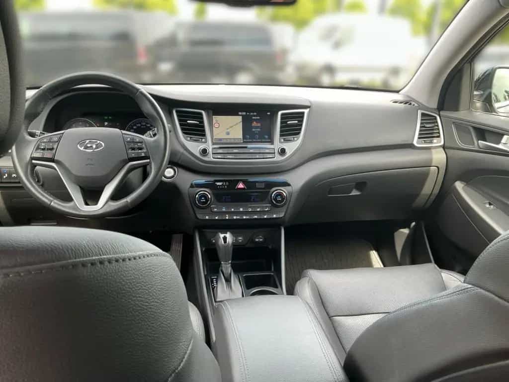 Hyundai TUCSON 1.6 Premium 4WD Premium*LED*Kamera* 05/2018-photo-11