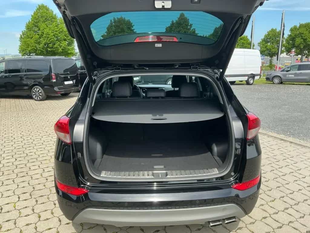 Hyundai TUCSON 1.6 Premium 4WD Premium*LED*Kamera* 05/2018-photo-14