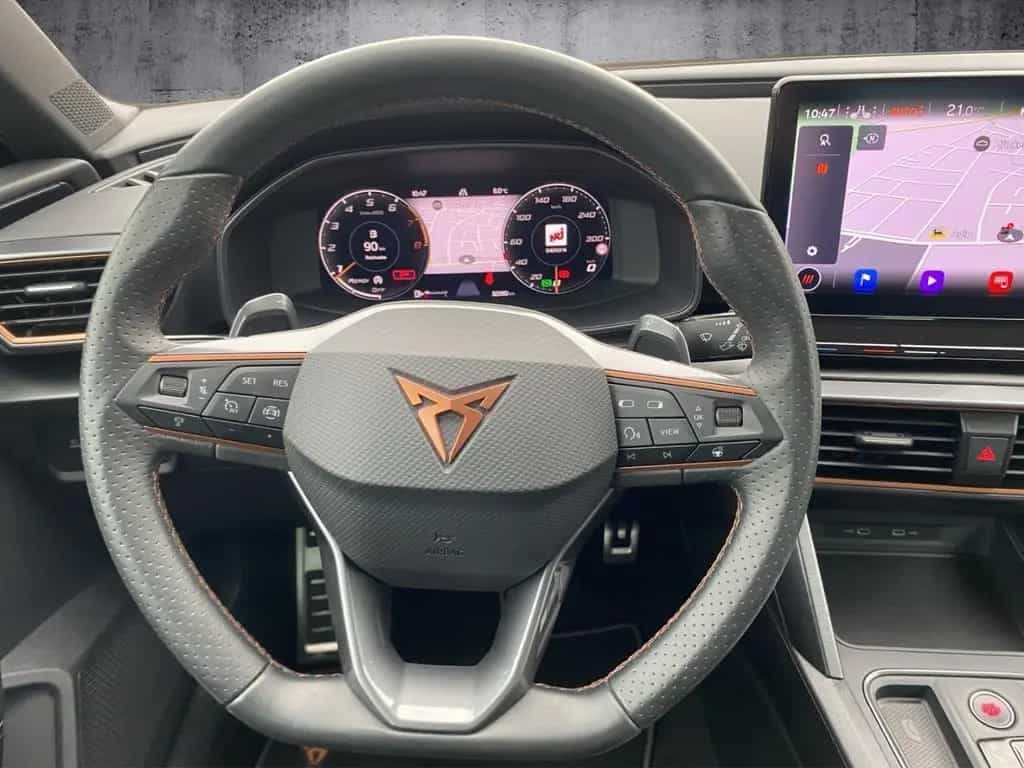Cupra Leon 2.0 TSI DSG VZ PANO DCC KEYLESS KAMERA LED 11/2023-photo-12