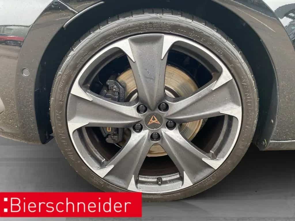 Cupra Leon 2.0 TSI DSG VZ PANO DCC KEYLESS KAMERA LED 11/2023-photo-3