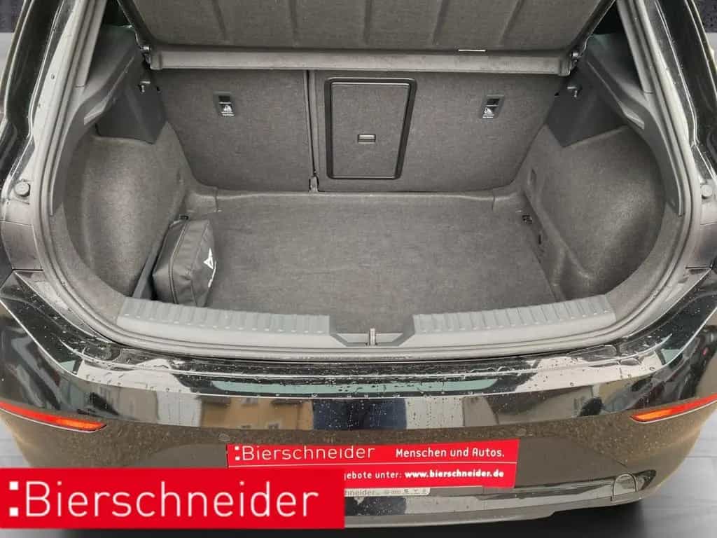 Cupra Leon 2.0 TSI DSG VZ PANO DCC KEYLESS KAMERA LED 11/2023-photo-8